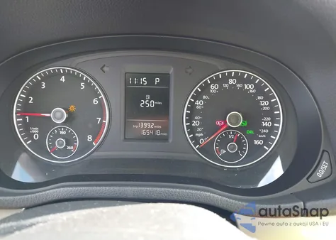 2015 Volkswagen Passat 1.8T Limited Edition из США, поврежденный, VIN 1VWAT7A39FC103015